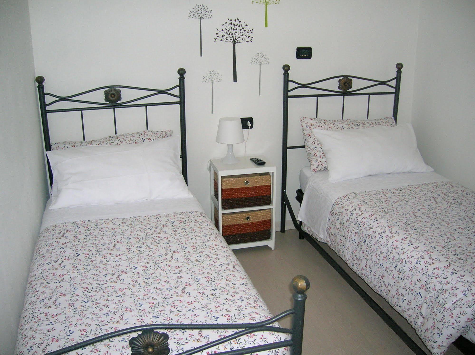 B&B Al Carotin Mantello Exterior foto